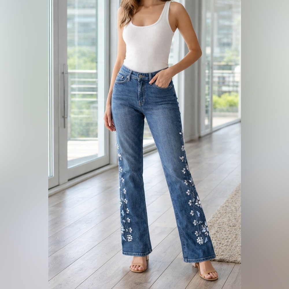 INC International Concepts Blue Floral Embroidered Jeans Size 10 - GUC